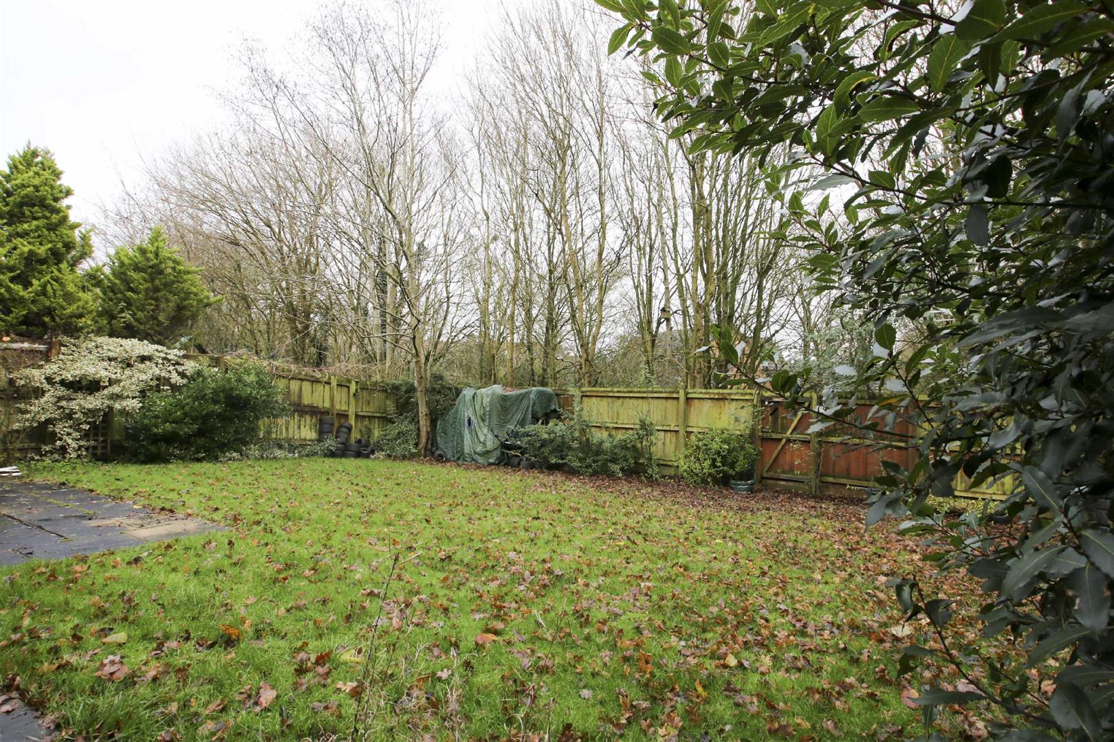 Lawson Place, Shenley Lodge, Milton Keynes